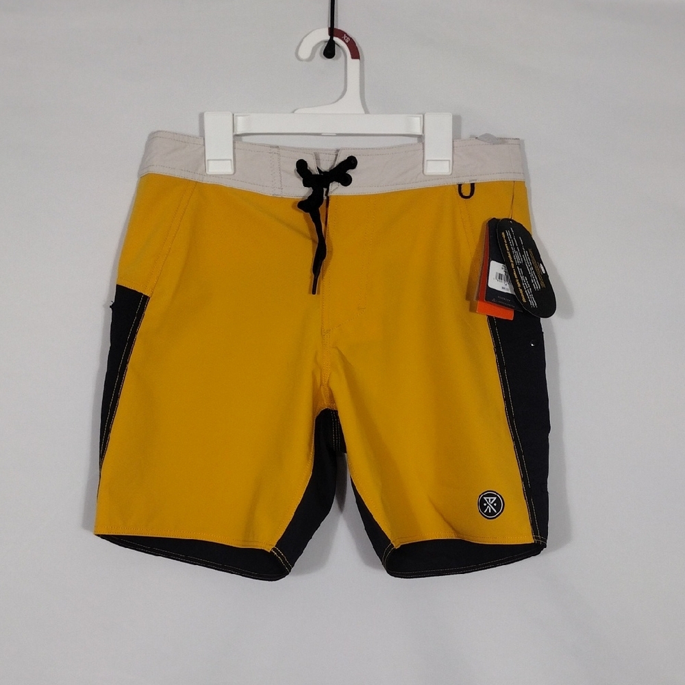 NWT Roark Gold Boatman Surf Short Cordura Fabric Mens Size 28, 17" Outseam